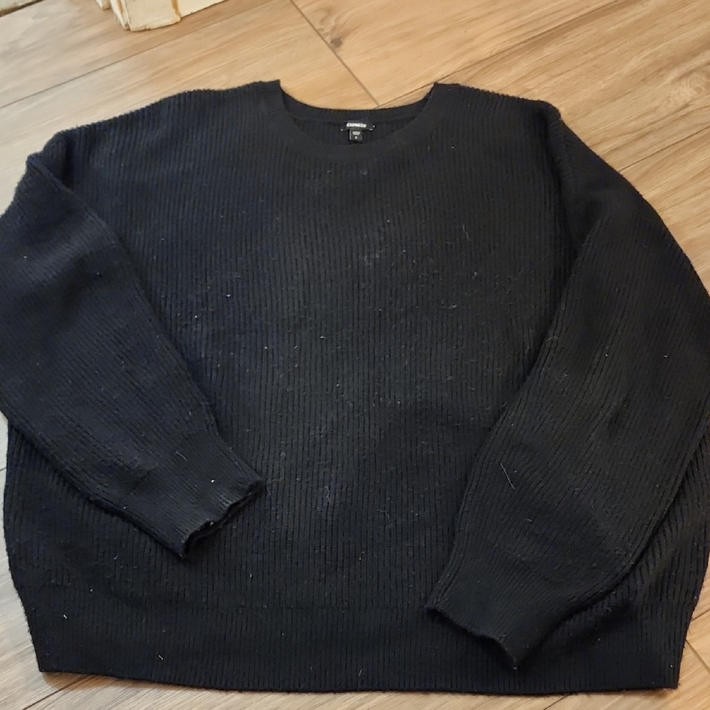 Express Women's Black Crewneck Sweater